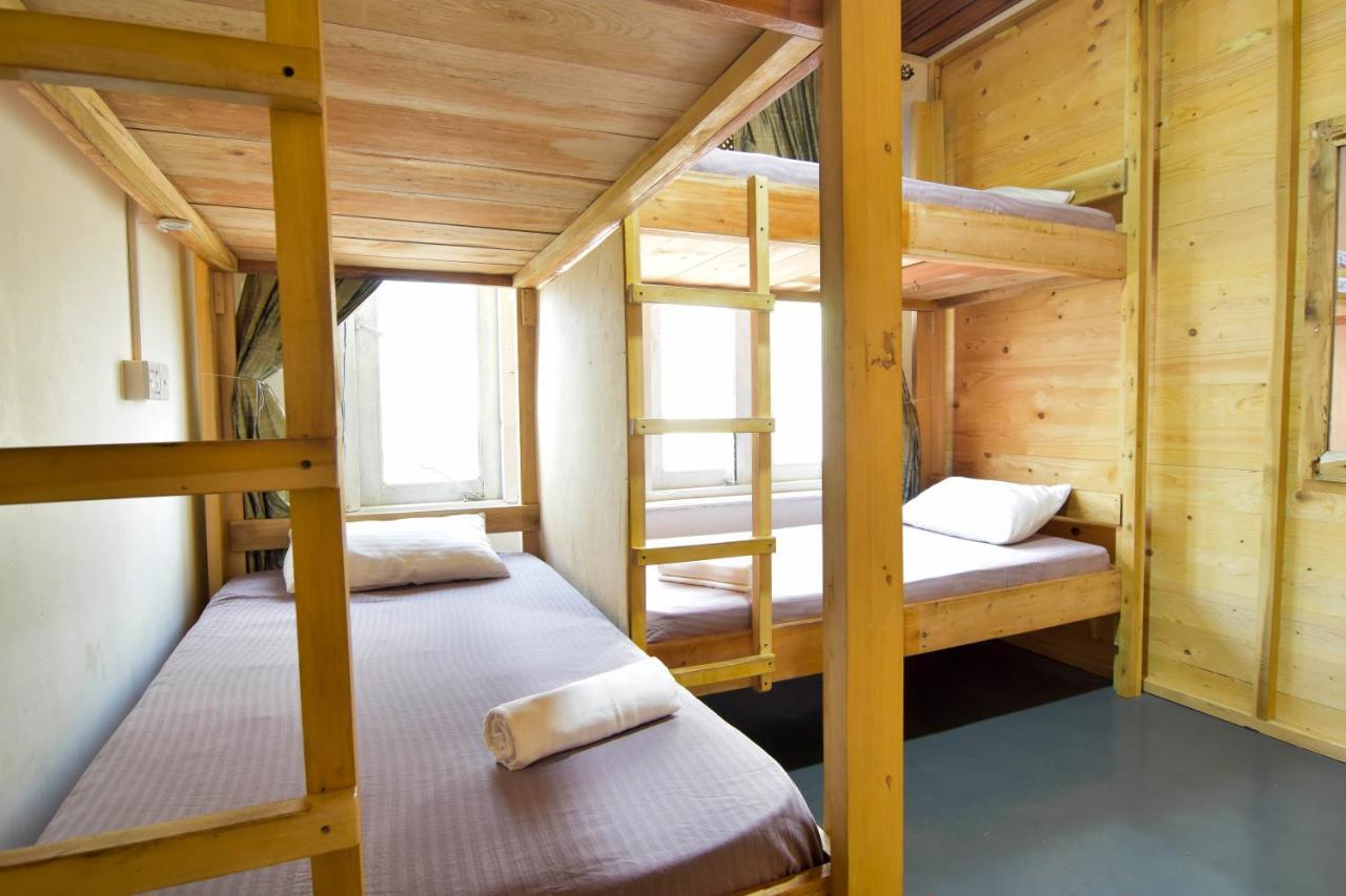 Jay'S Bunks-Kandy Hostel (Adults Only) Luaran gambar