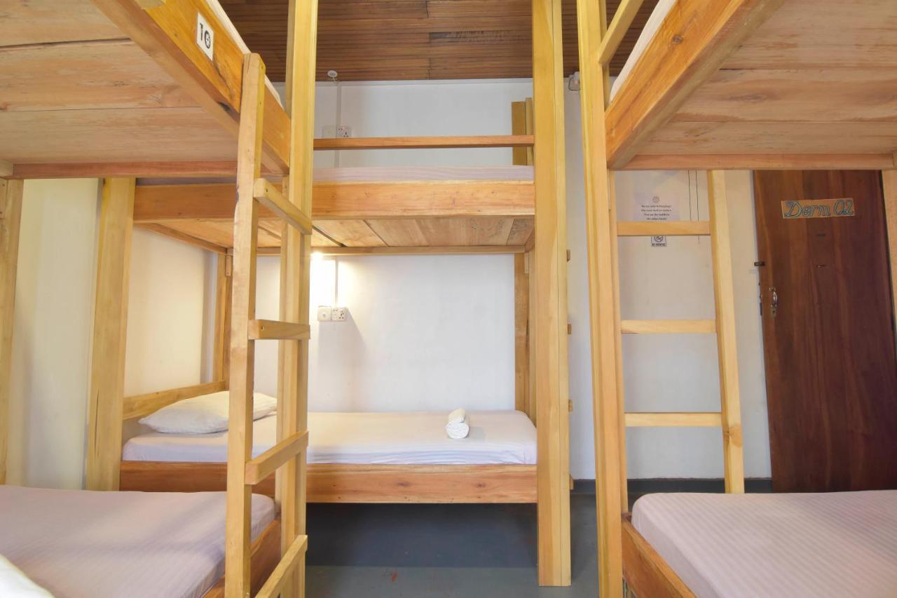 Jay'S Bunks-Kandy Hostel (Adults Only) Luaran gambar